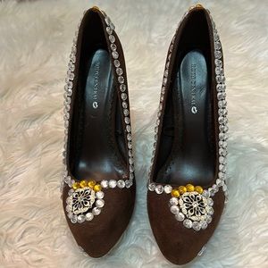 Decorated shoes. New